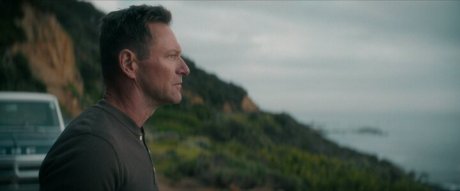 Клык 2: Город волков (2025) Клык 2: Город волков (2025)