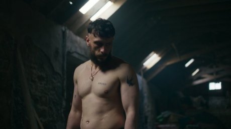 Получеловек (1 сезон) Получеловек (1 сезон)